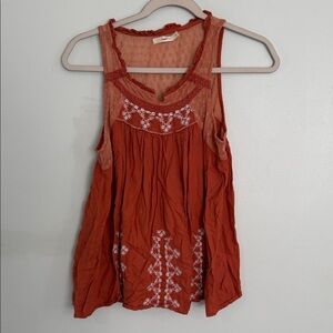 Hazel Sleeveless Tank Top with Embroidery - Rust